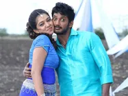 விஷால் உதட்டுடன் 'ரெட் ஹாட்' கூட்டணி வைத்த லட்சுமி மேனன்...!