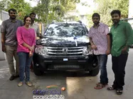 குக்கூ பட வெற்றி.. இயக்குநர் ராஜூ முருகனுக்கு டஸ்டர் கார் பரிசு!