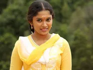 நடிகை பிரியங்காவை கன்னத்தில் அடித்து காயப்படுத்திய களஞ்சியம்...  தந்தை புகார்!