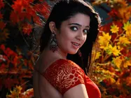 குயீன் ரீமேக் மூலம் மீண்டும் தமிழுக்கு வருகிறார் நடிகை சார்மி!