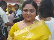 விவாகரத்து வழக்கு: புகார் கூறிய நடிகை சரிதா, வழக்கை ஒத்தி வைத்த கேரள கோர்ட்