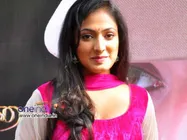 தயாரிப்பாளரிடம் வாங்கிய ரூ 2 லட்சத்தை திருப்பித் தர மறுப்பு: நடிகை ஹரிப்ரியா மீது புகார்