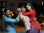 வாசுவும் சரவணனும் ஒண்ணாப் படிச்சவங்க- காமெடியும் மப்பும் தூக்கல் 