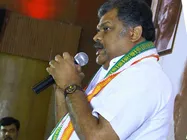 காமராஜ் படம் இன்றைய தலைமுறைக்கு ஒரு பொக்கிஷம்!- ஜி கே வாசன்