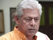 'இந்தி, இங்க்லீஷ் படங்கள்ல மதிக்கற நீங்க என் மகன் படத்தை கண்டுக்கலையே' புலம்பும் டெல்லி கணேஷ் 