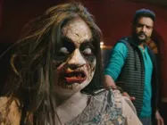 தில்லுக்கு துட்டு விமர்சனம்