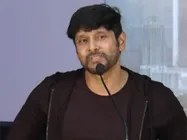 “ஆனந்த் சங்கர் நல்ல கதை சொல்லி”... இருமுகன் சக்சஸ் மீட்டில் விக்ரம் பாராட்டு- வீடியோ