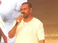 ரஜினியின் மூன்றுமுகம் ரீமேக்.. இந்த முறை 'கெடுக்கப்' போகிறவர் ராகவா லாரன்ஸ்!