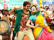 பைரவா எப்படி இருக்கு... என்ன சொல்கிறார்கள் சிறப்புக்காட்சி பார்த்த ரசிகர்கள்? 