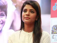 மேக்கப் ரூமில் சண்டை, முரண்டுபிடித்த ஹீரோயின்கள்: கடுப்பான இயக்குனர் 