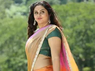 மியா... நமீதா நாயகியாக நடிக்கும் அடுத்த பேய்ப் படம்!