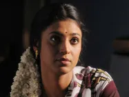 பெண் போலீசாரை அசிங்கப்படுத்தும் கஸ்தூரி? 