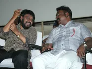 'அதேமாதிரி என்ன... அதே ட்யூனே போடலாம்..! - எஸ்.ஏ.ராஜ்குமார் பாடல் நினைவுகள் 