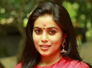 அன்புச்செழியனை 'தே...' வார்த்தையால் திட்டியது ஏன்?: நடிகை பூர்ணா விளக்கம் 