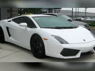 ரூ.2 கோடி மதிப்புள்ள லம்போர்கினி கல்லார்டோ கார் வாங்கிய ஜில்லா பட நடிகர் 