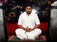 பிரபல இயக்குநரைக் கிண்டலடிக்கும் ‘தமிழ்படம்’!  