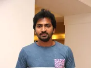 சிவகார்த்திகேயன் கை விட்டார்.. அவர் விட்டதை வைபவ் பிடித்துக்கொண்டார்!