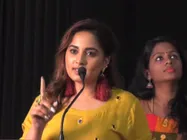 'உனக்கு வேலையே இல்ல'... மேடையில் இசையமைப்பாளருடன் சண்டை போட்ட பிரபல நடிகை! 