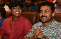 ஆக்சன் திரைப்படத்தில் ஹீரோவாக நடிக்கும் உறியடி புகழ் நடிகர் விஜயகுமார்.  இயக்குனர் இவர்தானாமே! 