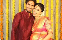 ’எருமை சாணி’ ஹரிஜா கூடிய சீக்கிரமே அம்மாவாக போறாங்க.. வைரலாகும் வளைகாப்பு புகைப்படம்!