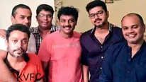 விஜய்யின் க்ளோஸ் பிரண்ட்ஸ் இவங்க தானா..? ரசிகர்களே நம்ப முடியாத ஆச்சரியமான தகவல்!