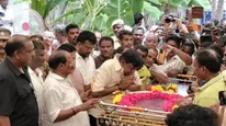 பாரதிராஜா உயிரிழப்பு.. உடைந்து கதறி அழுத வடிவேலு.. வைகை புயலை இப்படி பார்த்ததே இல்லை