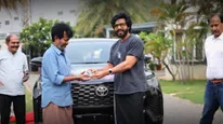 செல்ல அய்யாவுவின் நட்பு & விஸ்வாசத்திற்கு விஷ்ணு விஷால் கொடுத்த கார்.. அடேங்கப்பா இத்தனை லட்சங்களா?