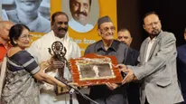 ஞானபீட விருது பெற்றார் கவிஞர் வைரமுத்து.. இலக்கியத்துக்கு பல்கலைக்கழகம் வேண்டும் என கோரிக்கை!