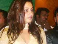 నన్ను దెబ్బ తీయాలనే..నమిత