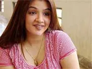 జాతకం ప్రకారం రెండు పెళ్లిళ్ళు అంటున్న ఆర్తి!