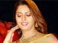 నేనింకా కుమారినే తెలుసా...నగ్మా