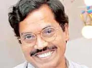 హద్దుల్లేని అభిమానం: అశోక్ తేజకు సన్మానం