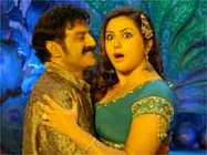 బాలకృష్ణతో ప్రేమలో పడ్డ నమిత!