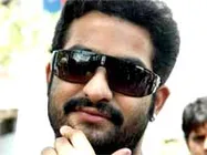 నా కుటుంబ సభ్యుడులాంటి నిర్మాత...ఎన్టీఆర్