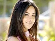 పవన్ హీరోయిన్ కి సైడ్ బిజినెస్సే బావుంది