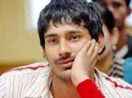 అల్లరి నరేష్ అర్దం కావటం లేదంటున్న యంగ్ హీరో