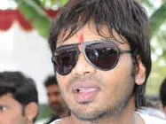 మంచు మనోజ్ .. ట్రై యాంగిల్ లవ్ స్టోరీ