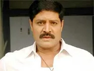 దర్శకుడు నన్ను బ్లాక్‌మెయిల్ చేసాడు...శ్రీహరి