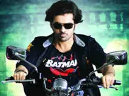 కత్తి పట్టుకోకపోతే సినిమా ఫ్లో పడిపోతుందని...రామ్