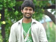 దర్శకధీర రాజమౌళికే దర్శకత్వం నేర్పుతున్నతుంటరి హీరో...!