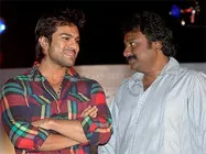 బన్నీని బోల్తా కొట్టించిన వినాయక్ చరణ్ ని ‘మెరి’పిస్తాడా...!?