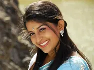 మీరా జాస్మిన్ కి అంత సీనుందా అంటున్నారు?