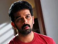 జెడీ 'మనీ మనీ మోర్‌ మనీ' కధేంటి?