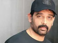 నిర్మాత దెబ్బకొట్టబట్టే వర్మతో దూరం:జెడీ చక్రవర్తి