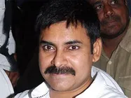 రవితేజ పవర్ తో 'తిలక్' గా మారున్న పవన్ కళ్యాణ్...!?