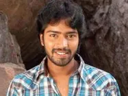 ‘దూకుడు’, ‘ఊసరవెల్లి’ అంటూ అల్లరి నరేష్