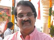 అశ్వనీదత్‌ ఆ దర్శకుడుకి చేసిందే హాట్ టాపిక్