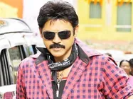 అభిమానులకు థాంక్స్ చెబుతున్న వెంకటేష్