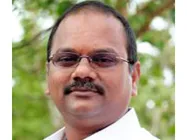 వ్యవసాయానికి బానిసైన ప్లాపు డైరెక్టర్!