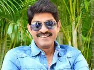 మహేష్ చేసుంటే పెద్ద హిట్ అయ్యేది: జగపతి బాబు